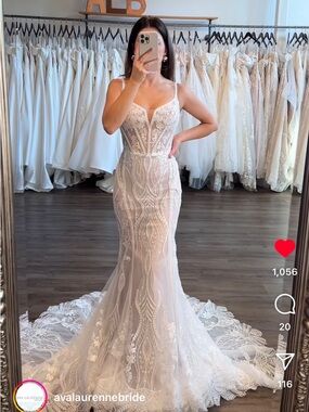 Sarai Lace Beaded Fit-and-Flare Wedding Dress in Ivory